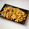 Poutine Τηγανητές Πατάτες με Κάτσου Κάρυ