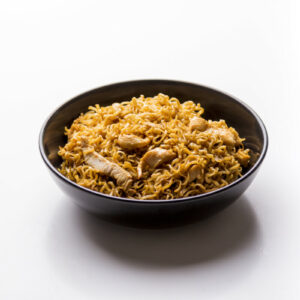 Νουντλς με Κοτόπουλο