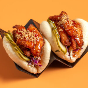 2. Bao Bun με Τραγανό Κοτόπουλο Ιαπωνίας
